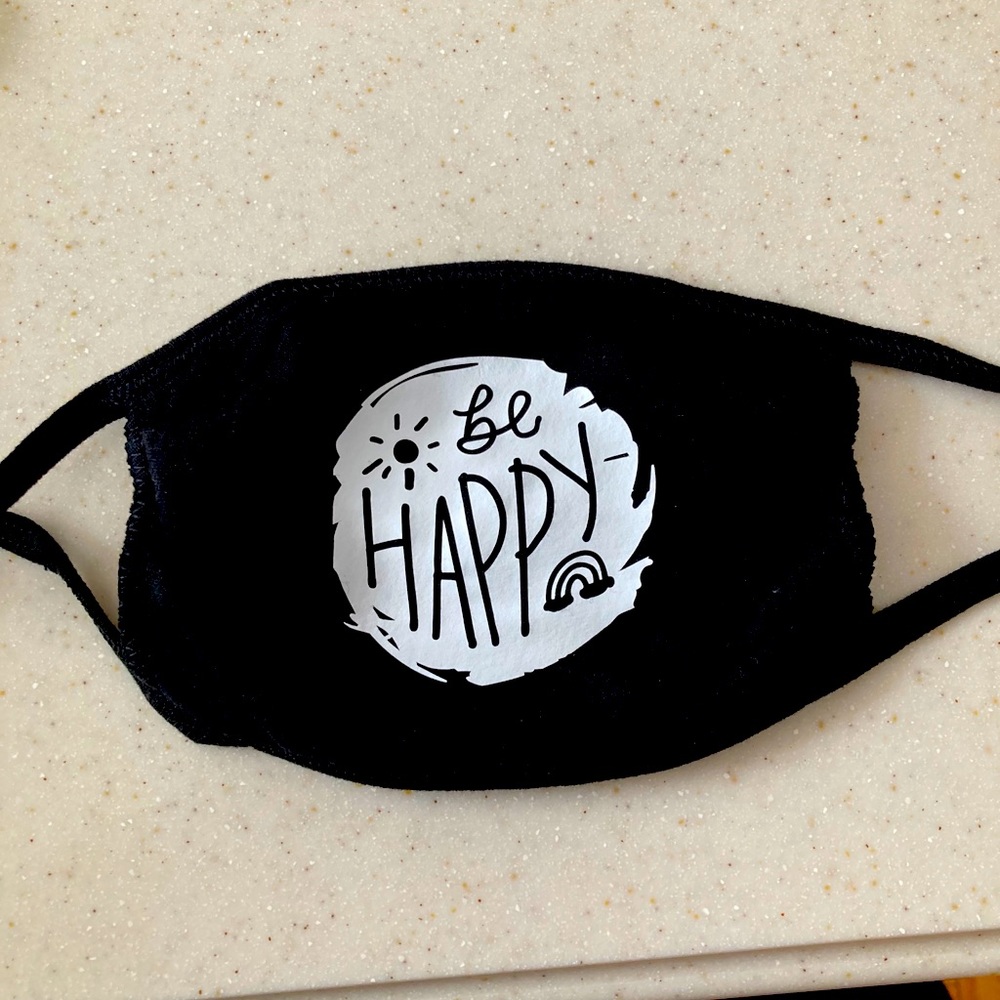 Be happy face mask
